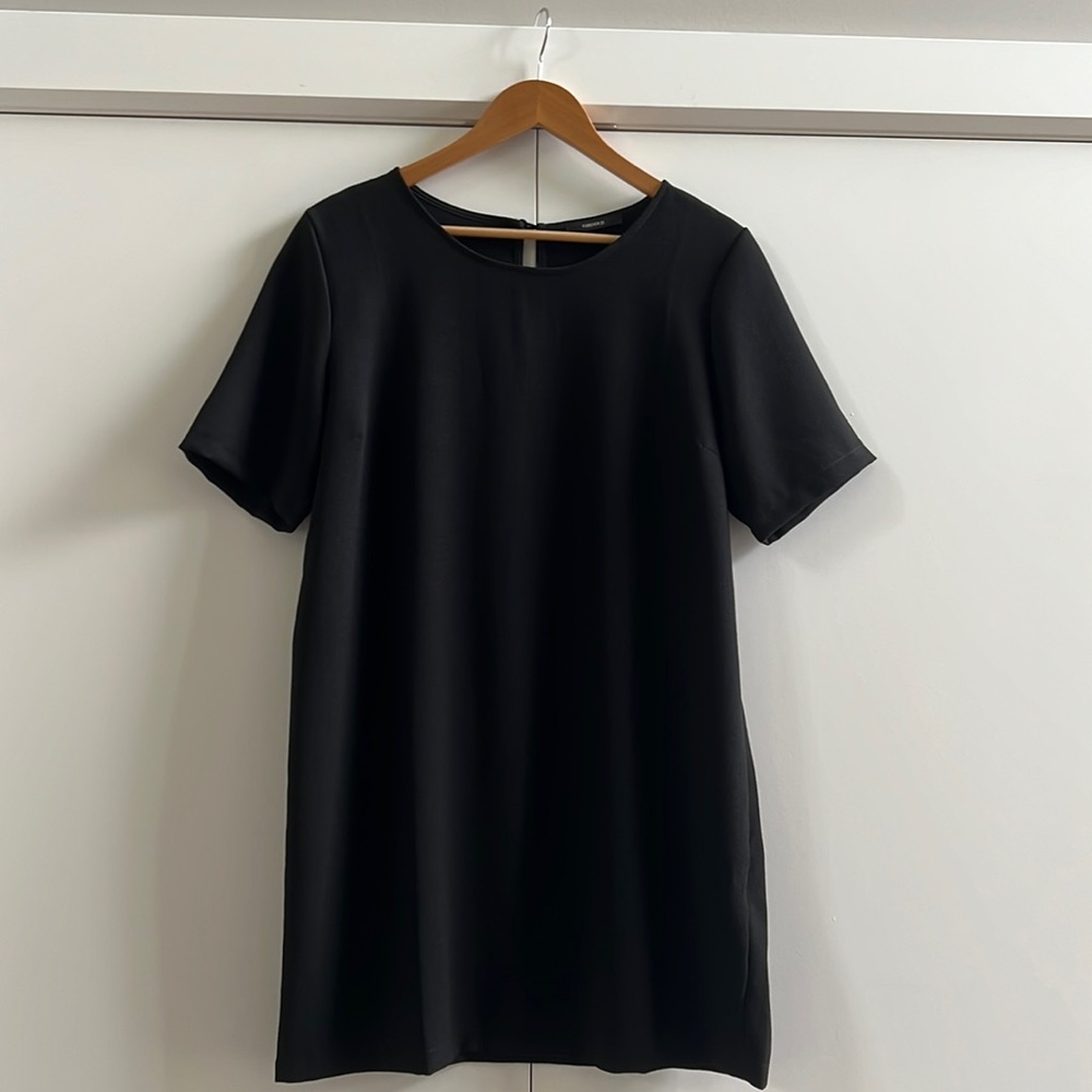 NWOT Forever 21 Crepe Tshirt Dress